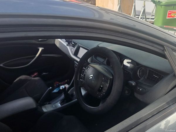 Citroen C5 Saloon, Diesel, 2012, Grey