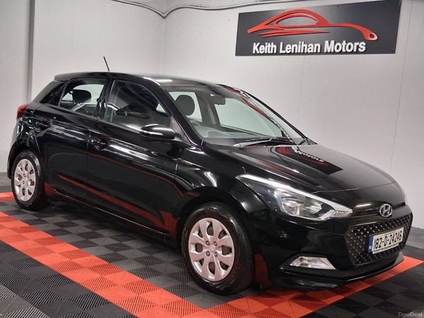Hyundai i20 Hatchback, Petrol, 2018, Black