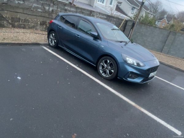 Ford Focus Hatchback, Petrol Hybrid, 2021, Blue