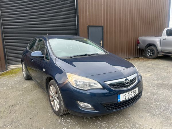 Opel Astra MPV, Petrol, 2012, Blue