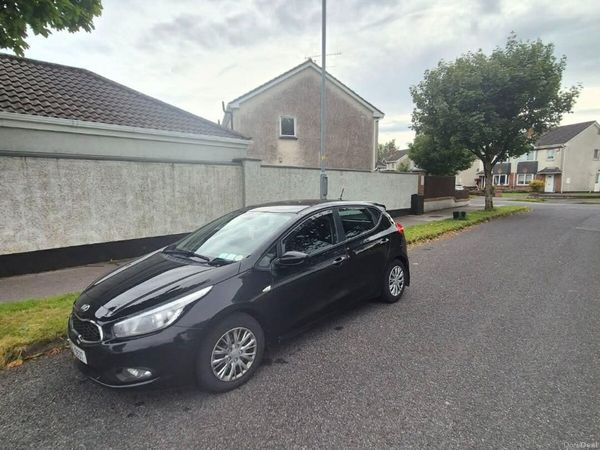 Kia Ceed Hatchback, Diesel, 2012, Black