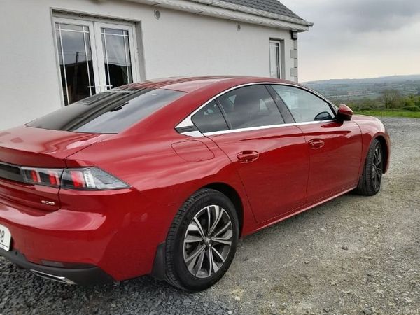 Peugeot 508 Hatchback, Diesel, 2019, Red