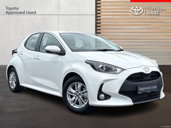 Toyota Yaris Hatchback, Petrol Hybrid, 2026, White