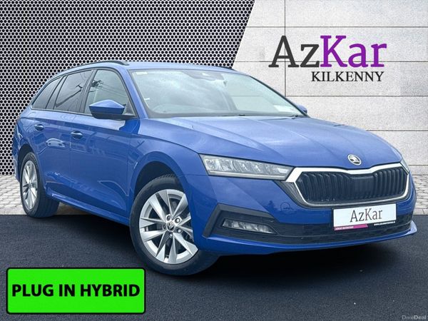Skoda Octavia Estate, Petrol Plug-in Hybrid, 2022, Blue