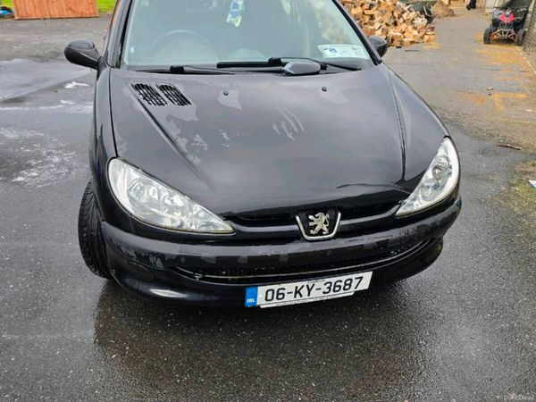Peugeot 206 Hatchback, Petrol, 2006, Black