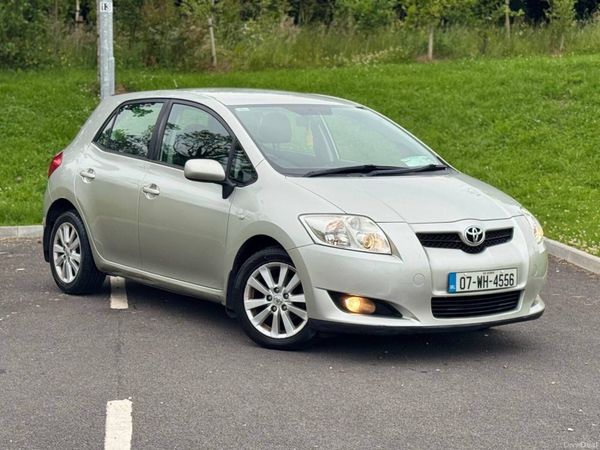 Toyota Auris Hatchback, Petrol, 2007, Silver