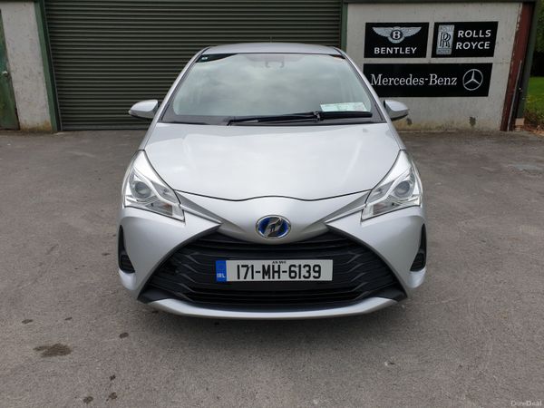 Toyota Vitz Hatchback, Petrol Hybrid, 2017, Silver