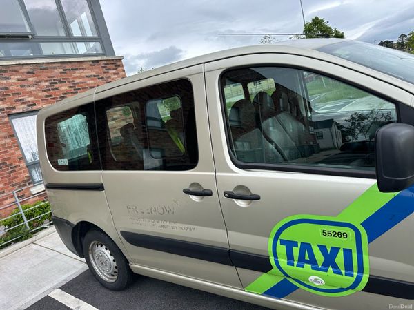 Peugeot Partner Tepee MPV, Diesel, 2015, Gold