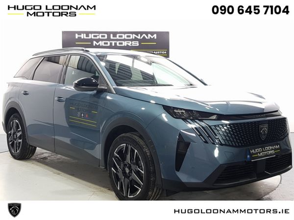 Peugeot 5008 MPV, Petrol, 2026, Blue