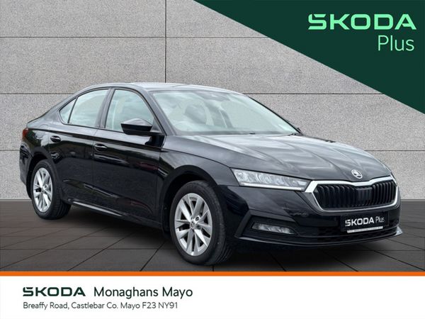 Skoda Octavia Saloon, Diesel, 2024, Black
