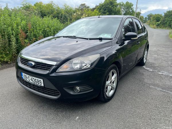 Ford Focus Hatchback, Petrol, 2009, Black