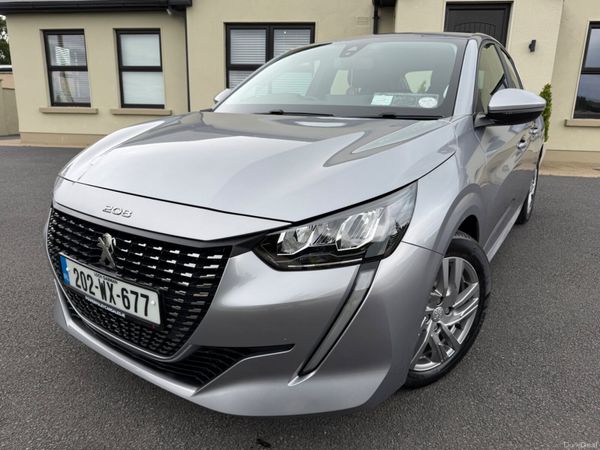 Peugeot 208 Hatchback, Petrol, 2020, Grey