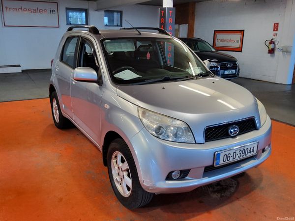 Daihatsu Terios SUV, Petrol, 2006, Silver