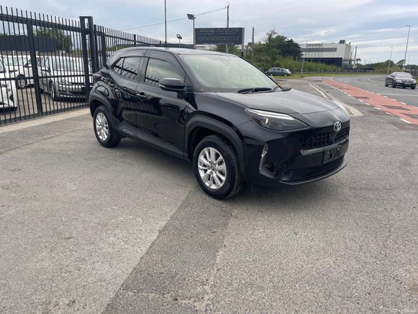 Toyota Yaris Cross Hatchback, Petrol Hybrid, 2021, Black