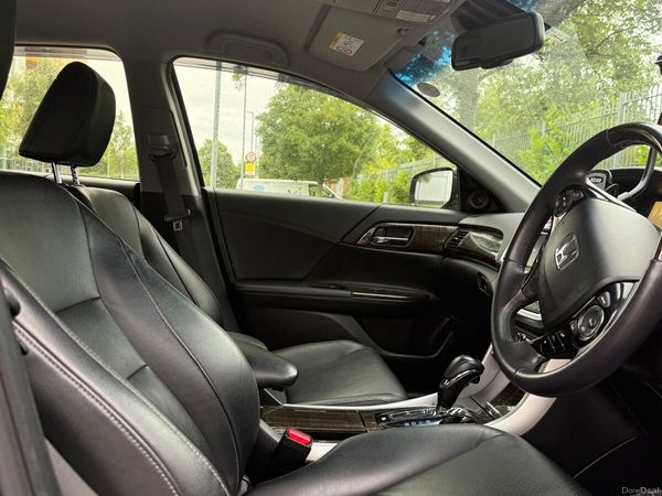 Honda Accord Saloon, Petrol Hybrid, 2014, Black