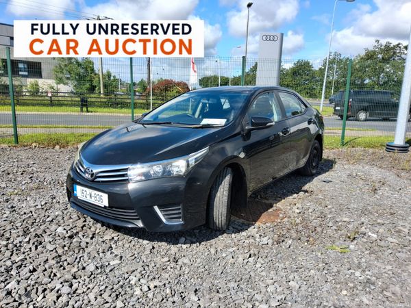 Toyota Corolla Saloon, Diesel, 2015, Black