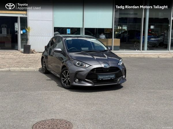 Toyota Yaris Hatchback, Petrol Hybrid, 2023, Grey