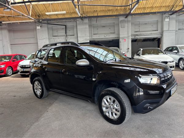 Dacia Duster MPV, Petrol, 2023, Black