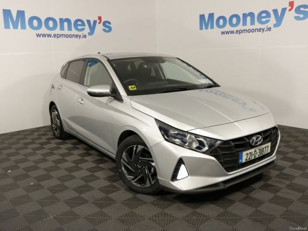 Hyundai i20 Hatchback, Petrol, 2022, Grey