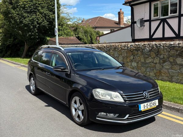 Volkswagen Passat Estate, Petrol, 2011, Black