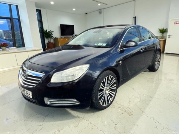 Vauxhall Insignia Hatchback, Diesel, 2012, Black