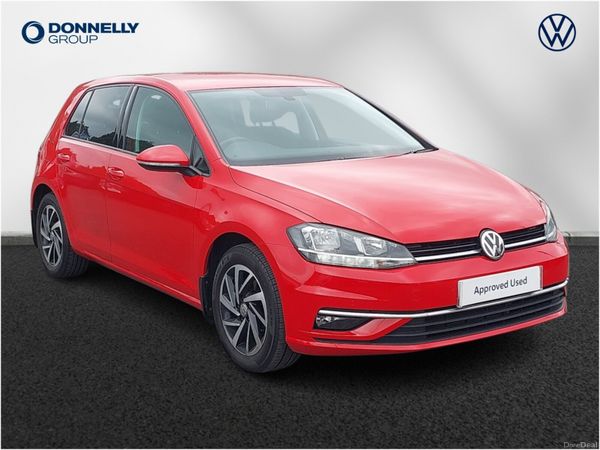 Volkswagen Golf Hatchback, Petrol, 2019, Red