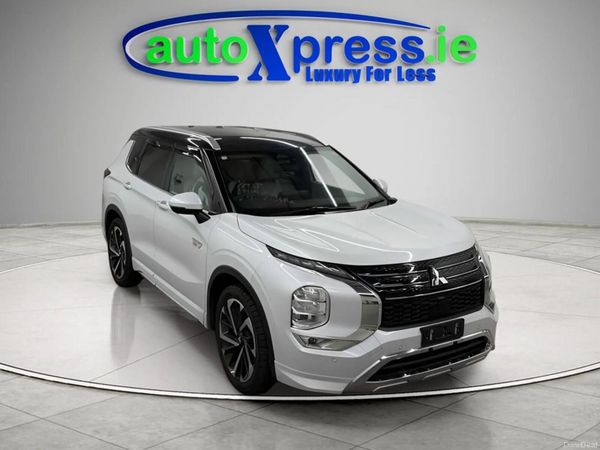 Mitsubishi Outlander SUV, Petrol Plug-in Hybrid, 2022, White
