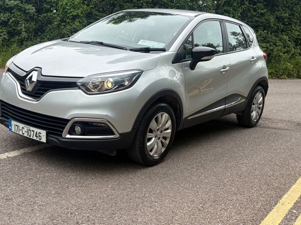 Renault Captur Hatchback, Diesel, 2017, Grey