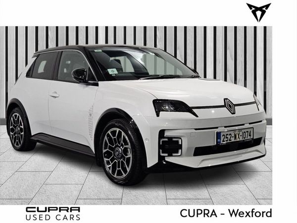 Renault 5 Hatchback, Electric, 2025, White