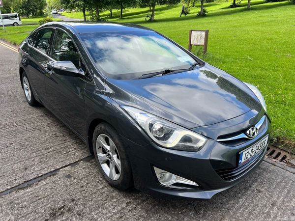 Hyundai i40 Saloon, Diesel, 2012, Grey