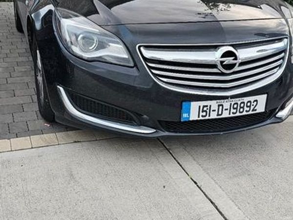 Opel Insignia Hatchback, Diesel, 2015, Black