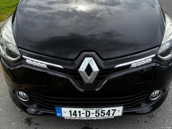 Renault Clio Hatchback, Petrol, 2014, Black