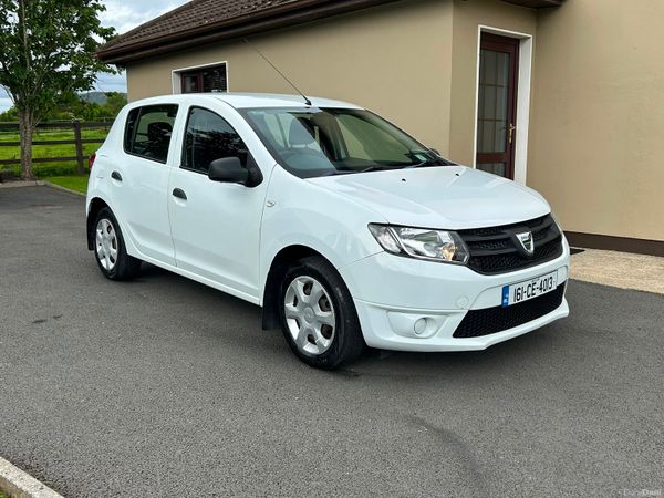Dacia Sandero Hatchback, Petrol, 2016, White