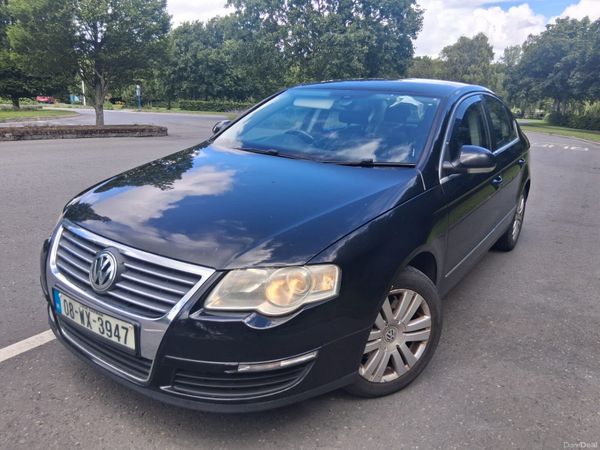 Toyota Avensis Saloon, Petrol, 2007, Red