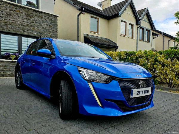 Peugeot 208 Hatchback, Electric, 2021, Blue