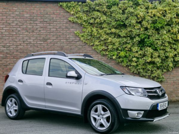 Dacia Sandero Stepway Hatchback, Diesel, 2015, Silver