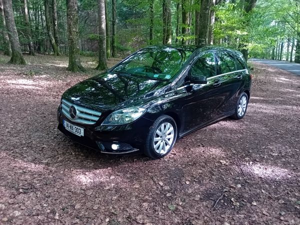Mercedes-Benz B-Class MPV, Diesel, 2014, Black