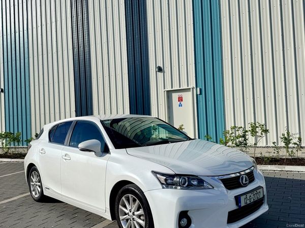 Lexus CT Hatchback, Petrol Hybrid, 2012, White