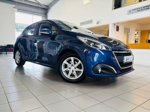 Peugeot 208 Hatchback, Diesel, 2018, Blue