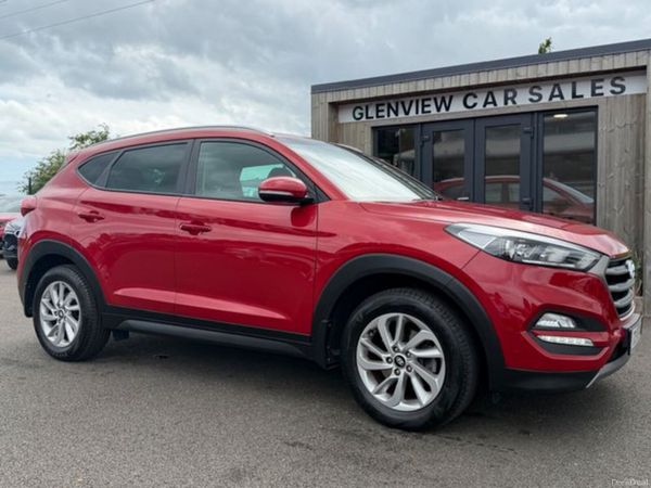 Hyundai Tucson MPV, Diesel, 2017, Red