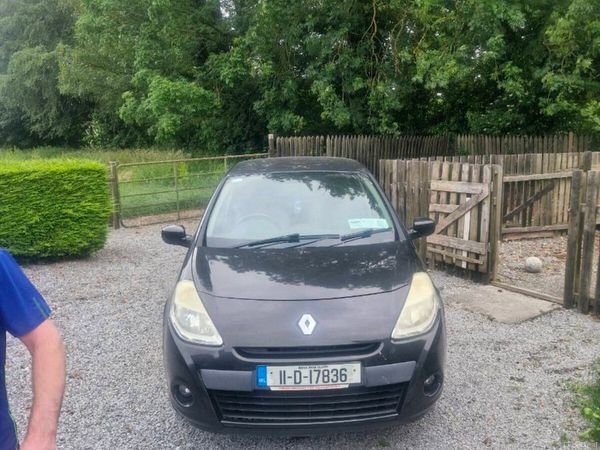 Renault Clio Hatchback, Ethanol Petrol, 2011, Black