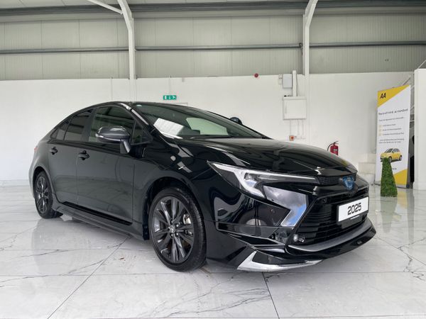 Toyota Corolla Saloon, Petrol Hybrid, 2025, Black