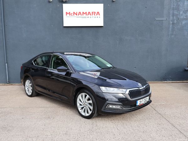 Skoda Octavia Saloon, Diesel, 2021, Black