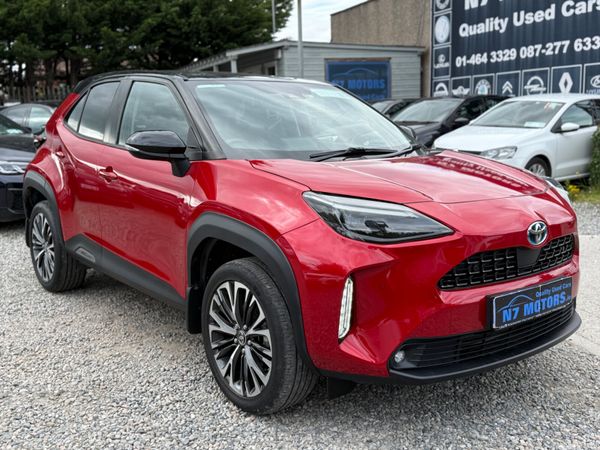 Toyota Yaris Cross Hatchback, Petrol Hybrid, 2022, Red