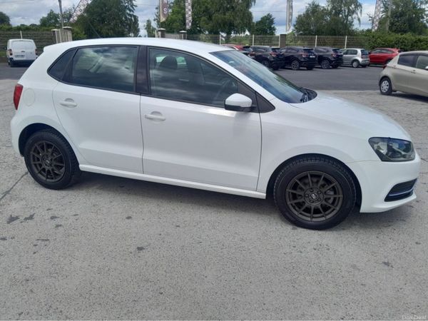 Volkswagen Polo Hatchback, Petrol, 2016, White