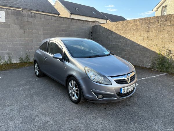 Vauxhall Corsa Hatchback, Diesel, 2010, Silver