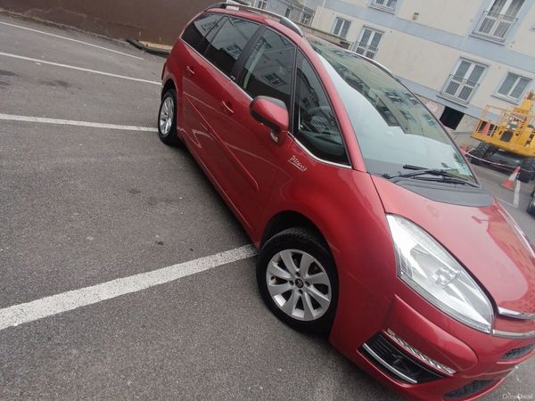Citroen C4 Picasso MPV, Diesel, 2011, Red