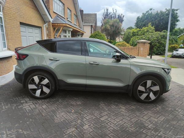 Volvo C40 Estate/Jeep, Electric, 2022, Green