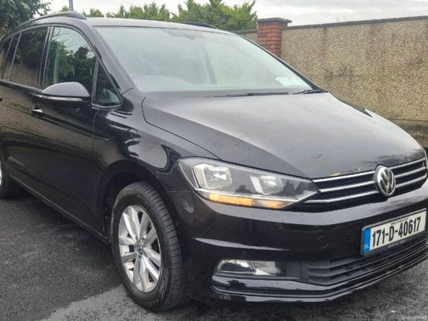 Volkswagen Touran MPV, Diesel, 2017, Black