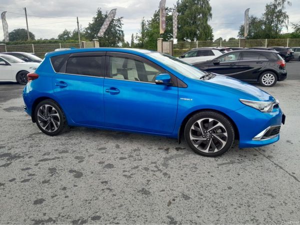 Toyota Auris Hatchback, Petrol Hybrid, 2017, Blue